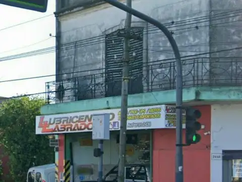 Av. Pte. Perón 2436