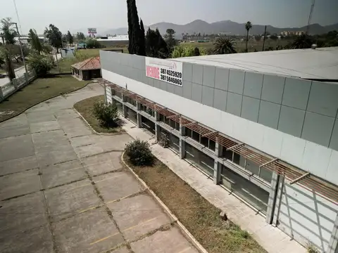GRAN GALPÓN y PREDIO en VENTA en AV PARAGUAY