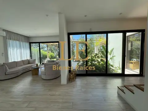 Casa en Venta al Noreste