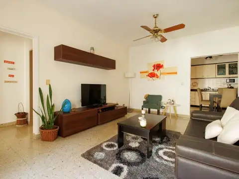 Depto Tipo Casa en Venta de 4 ambientes