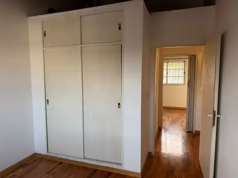 DUPLEX 3 AMBIENTES EN CARAPACHAY