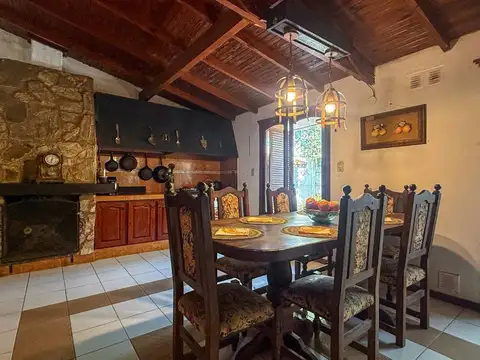 Venta casa 3 amb + departamento 2 amb Santa Clara