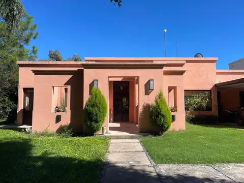 Casa  en Venta en Casuarinas del Pilar, Zelaya, Pilar