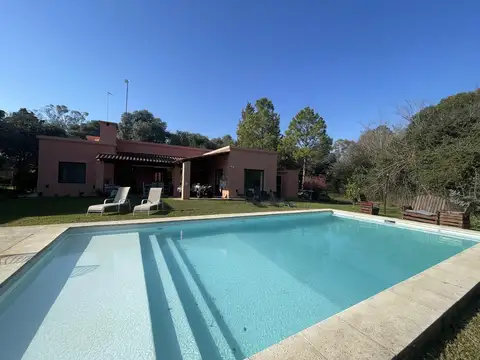 Casuarinas de Pilar 100