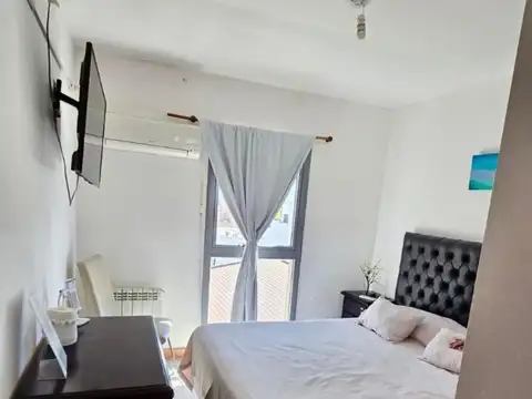 DEPARTAMENTO EN VENTA EN C. PAZ CON COCHERA Y PILETA