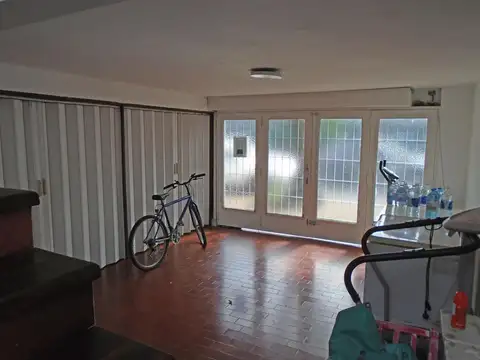 Depto Tipo Casa en Venta en La Lucila, USD 220.000