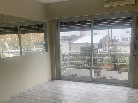 Avenida Rivadavia 1600