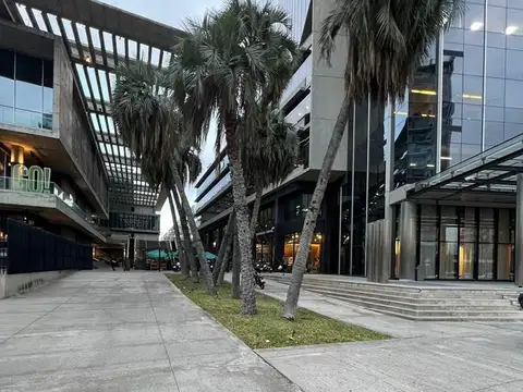 Oficina en Alquiler en Olivos, USD 28