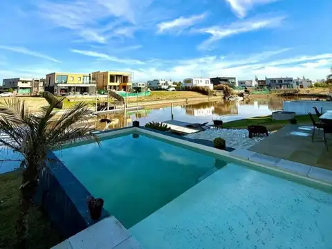 Casa - El Canal