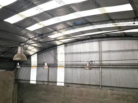 Galpon en Venta en Boca, USD 330.000