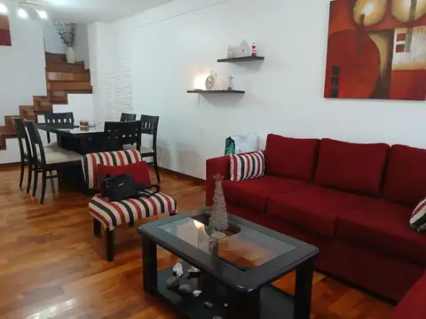 Depto Tipo Casa en Venta con 2 cocheras