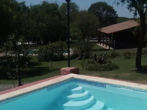 Casa 6 ambientes con 3 baños