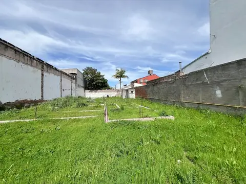 Terreno en Venta en Los Hornos, USD 110.000