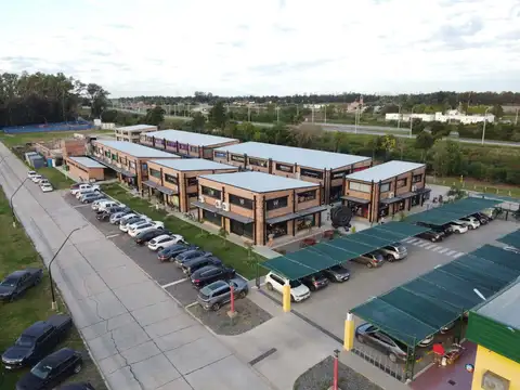 VENTA LOCAL COMERCIAL EN PASEO DE LAS ACACIAS