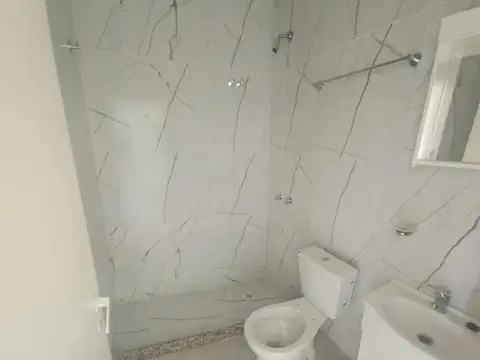 Depto Tipo Casa en Alquiler en Libertad, $ 450.000