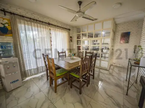 Casa en Alquiler 1991 años