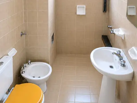 Departamento 2 ambientes con 1 baño