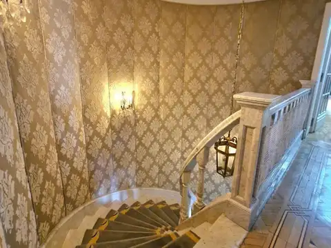 Departamento en Venta de 6 ambientes