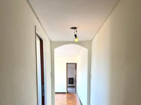 Alsina 100, Piso 6