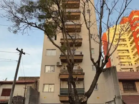 Monoambiente en venta Caseros Centro
