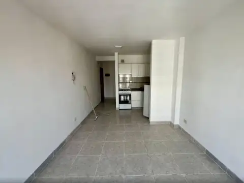 Monoambiente en venta Caseros Centro