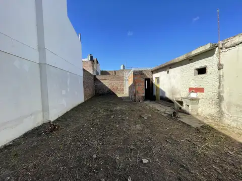 Terreno en Venta 20  mts Fondo