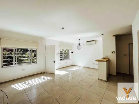 Casa en Venta en City Bell, USD 129.000