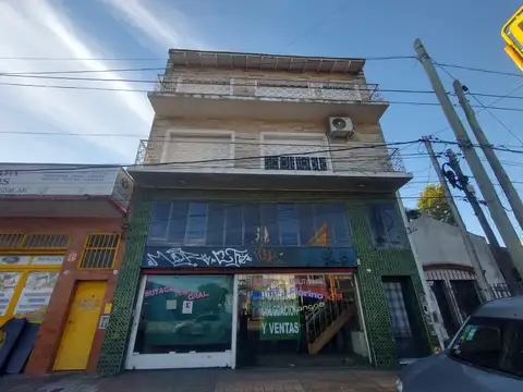 IDEAL INVERSOR: Local + Deptos en Venta - Castelar Sur