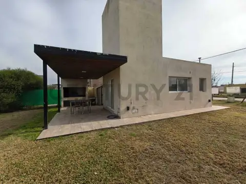 CASA | 2 AMBIENTES | GALERÍA | APTO CRÉDITO | ROLDAN