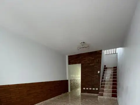 Depto Tipo Casa en Venta en San Justo, USD 110.000