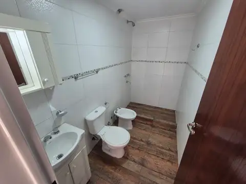 Depto Tipo Casa 3 ambientes con 1 baño