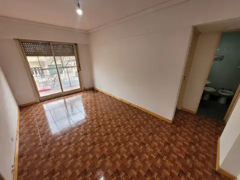 Avenida Vernet 300