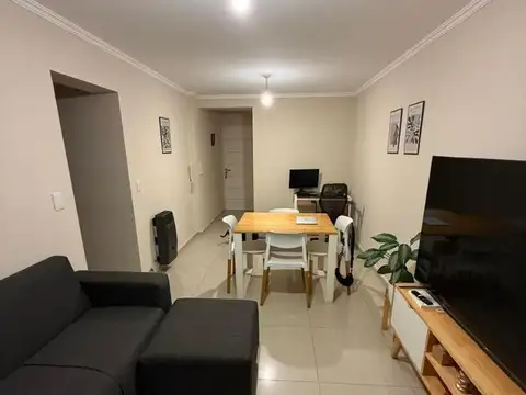 Av Colón 6200, Piso 1