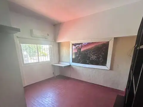 Casa en venta - 3 Dormitorios 3 Baños - Berazategui