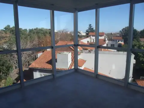 Departamento 3 ambientes con 3 baños