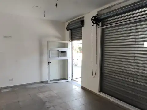 Local comercial en ALQUILER