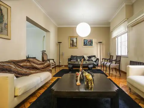 Casa 4 ambientes con 3 baños