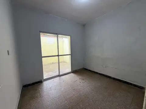 Casa en Alquiler con 1 cochera