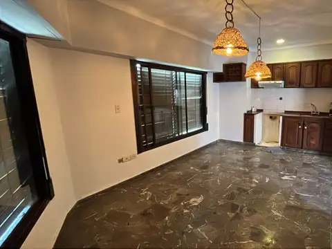 Departamento en Alquiler en Villa Talleres, $ 850.000