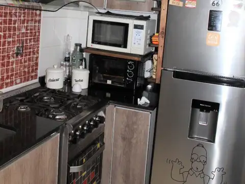 Depto Tipo Casa 2 ambientes con 1 baño