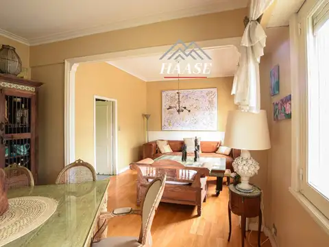Casa 5 ambientes con 3 baños
