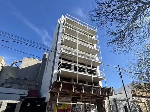 Venta | Monoambiente a estrenar en 3er piso al frente con balcón – Ideal primera vivienda o inversión