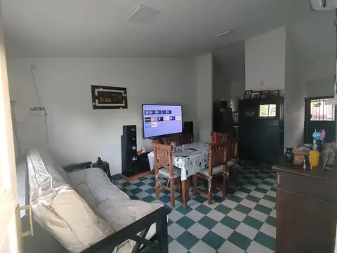 Pozo de Vargas  al 800
