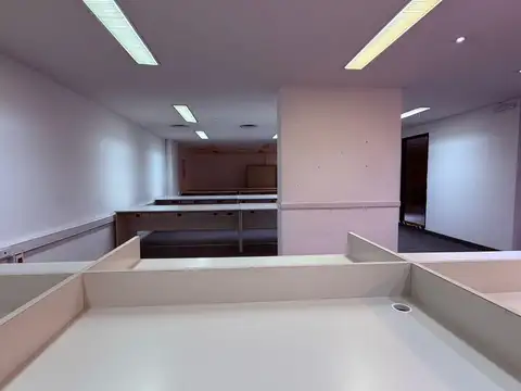 Oficina en Alquiler al Noroeste
