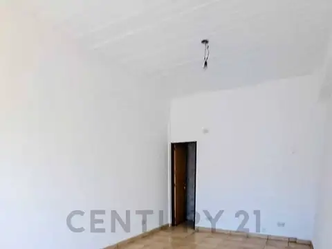 Alquiler local comercial - Castelar Norte
