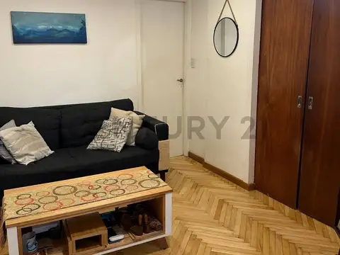 Artigas 700, Piso 1