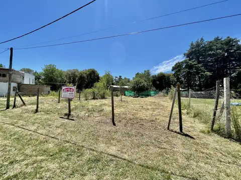 Terreno en lujan  Calle 441  y Erezcano