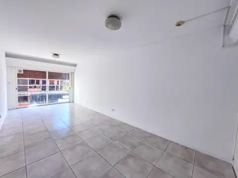 Av Rivadavia 13800