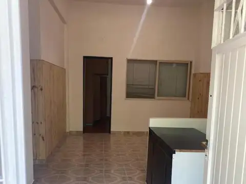 Amplio ph de 2amb al frente (Ancaste 1200 - Ramos Mejía)