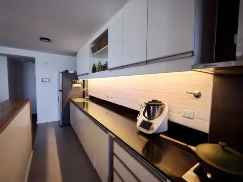 Departamento 5 ambientes con 2 baños